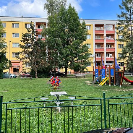 Simcity I Free Parking 24H Self Check-In Banská Bystrica Exterior foto